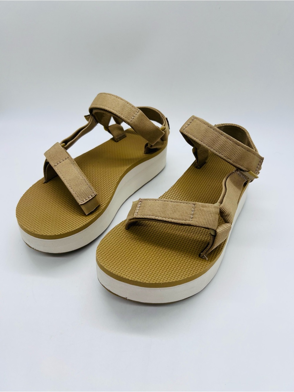 Teva Tan Platform Universal Sandals for Women Size 7